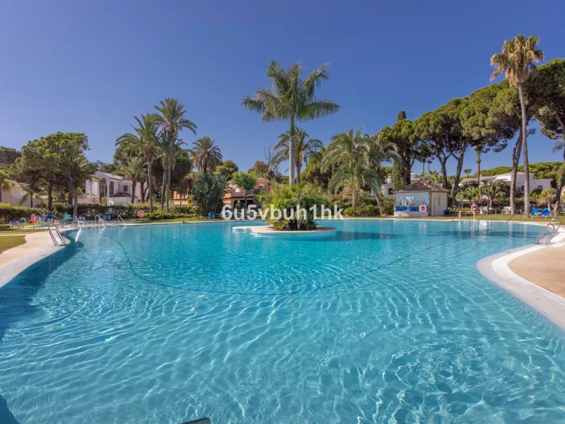 Fully renovated and beautifully presented, this home immediately impresses with a welcoming entrance hall that leads to a spacious, separate kitchen with an adjoining laundry area. From here, you step into a bright and airy open-plan living and dining spa