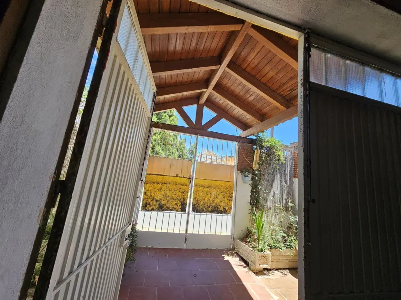 AMAZING REDUCED AGAIN!!!!!! Rare opportunity investment in a centric area of Estepona! With a 5  minute walk to the city centre we present you here a large two storey industrial estate with several different qualities, because of the location it could off