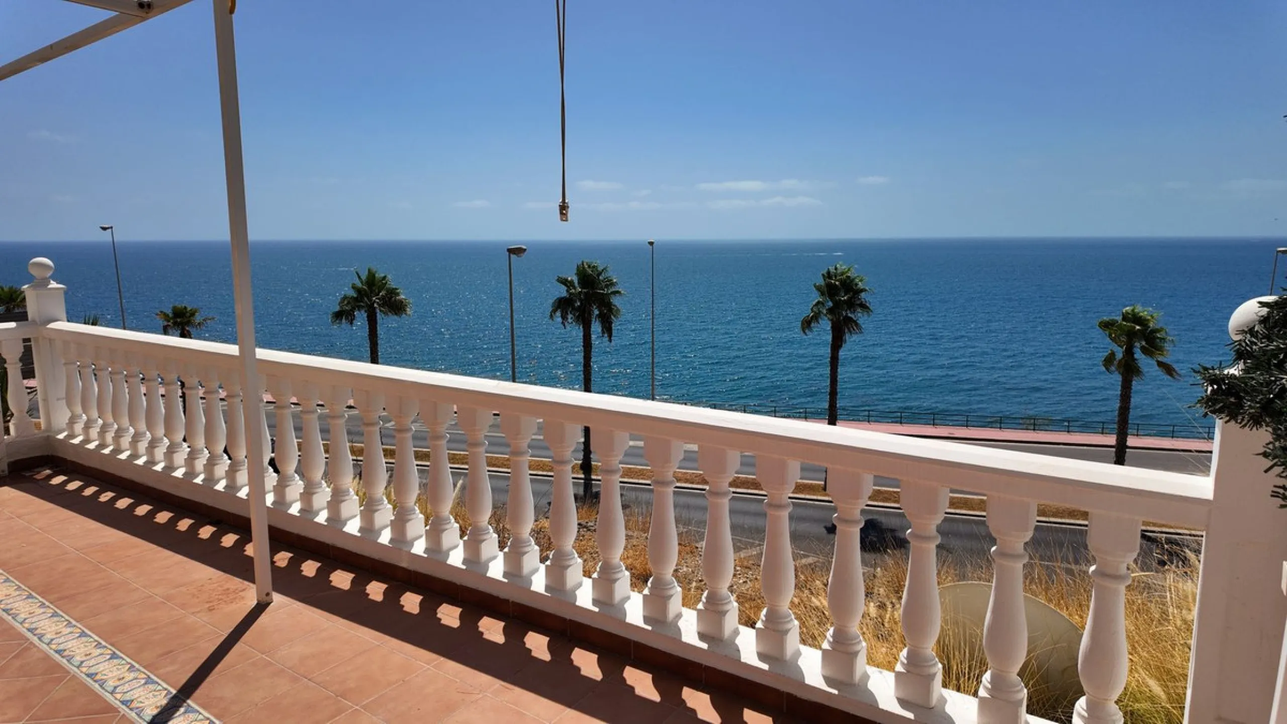 BEACHFRONT LIVING ON THE COSTA DEL SOL