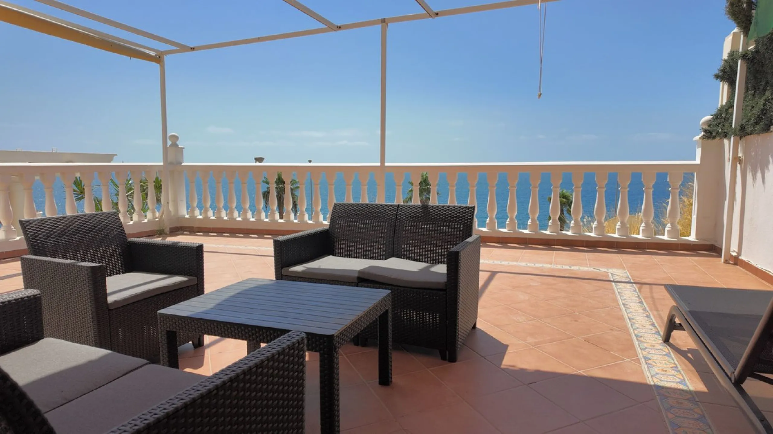 BEACHFRONT LIVING ON THE COSTA DEL SOL