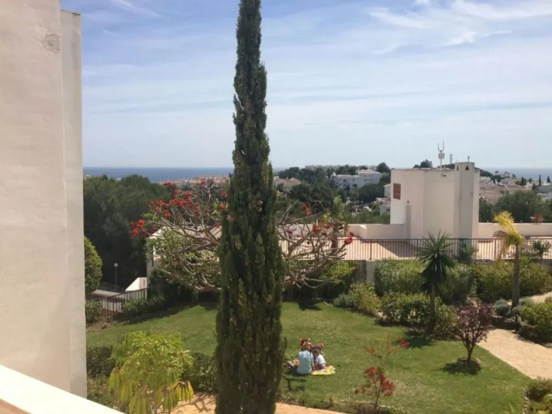 SPACIOUS APARTMENT WITH SEA, GOLF AND GARDEN VIEWS – MIRAFLORES