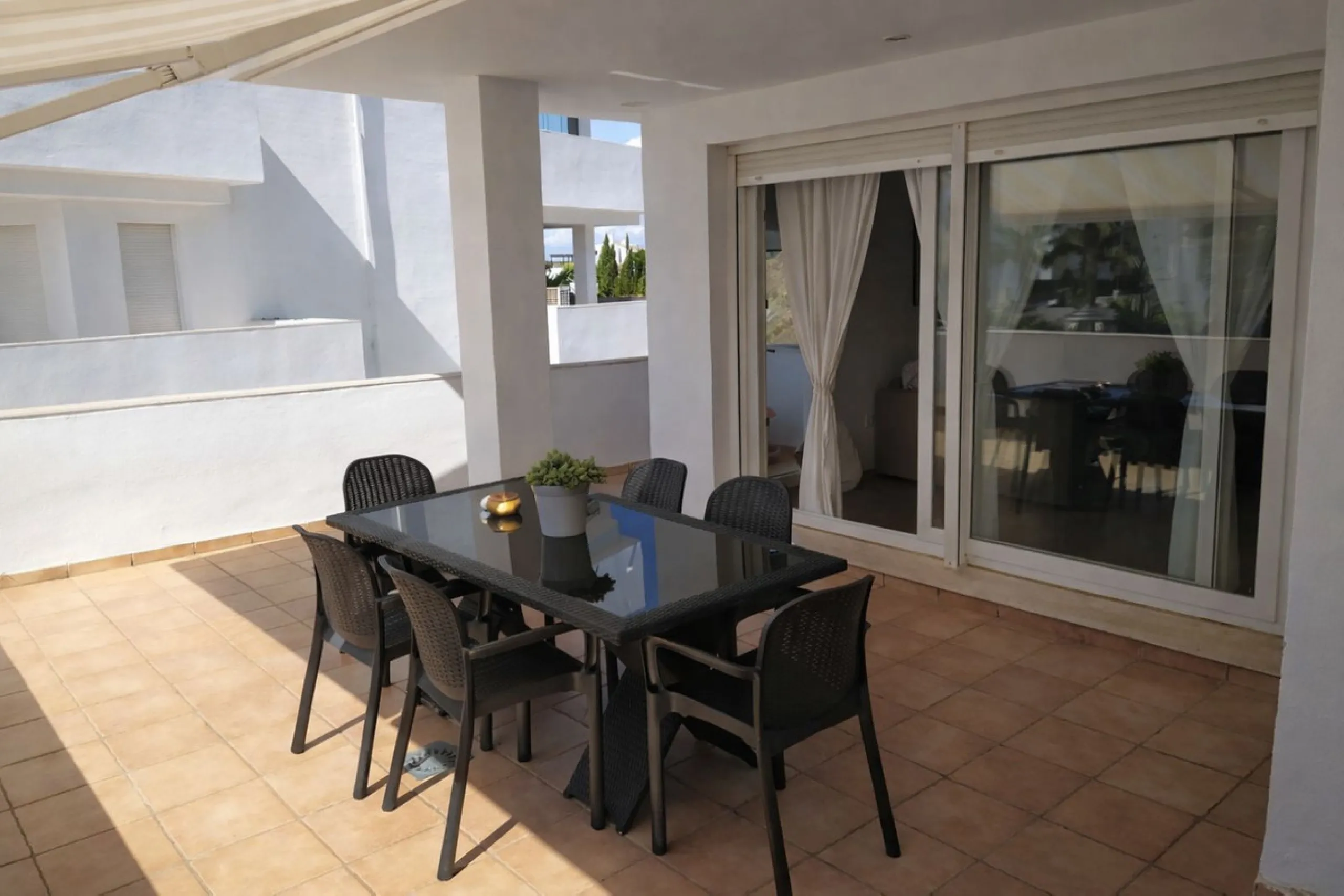 SPACIOUS APARTMENT WITH SEA, GOLF AND GARDEN VIEWS – MIRAFLORES