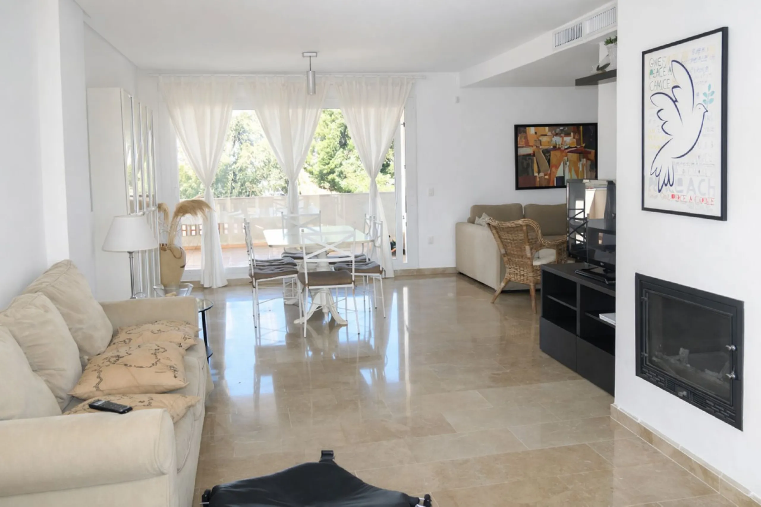 SPACIOUS APARTMENT WITH SEA, GOLF AND GARDEN VIEWS – MIRAFLORES