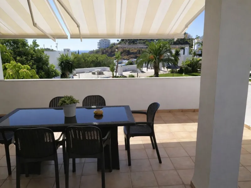 SPACIOUS APARTMENT WITH SEA, GOLF AND GARDEN VIEWS – MIRAFLORES
