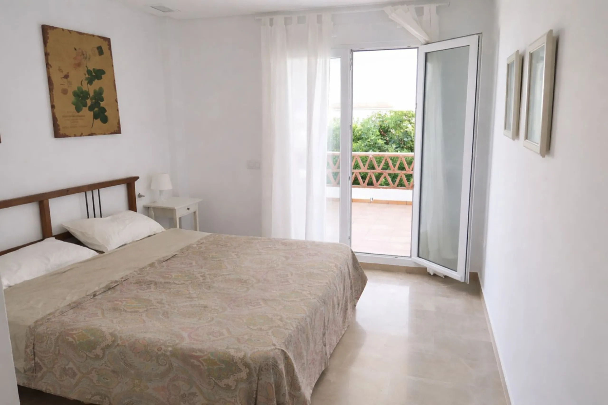 SPACIOUS APARTMENT WITH SEA, GOLF AND GARDEN VIEWS – MIRAFLORES