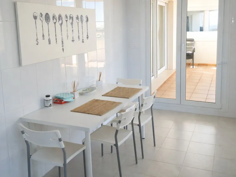 SPACIOUS APARTMENT WITH SEA, GOLF AND GARDEN VIEWS – MIRAFLORES