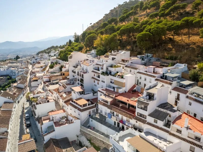 Sea Views, Multiple Incomes, Unlimited Potential – Welcome to Your Mijas Investment