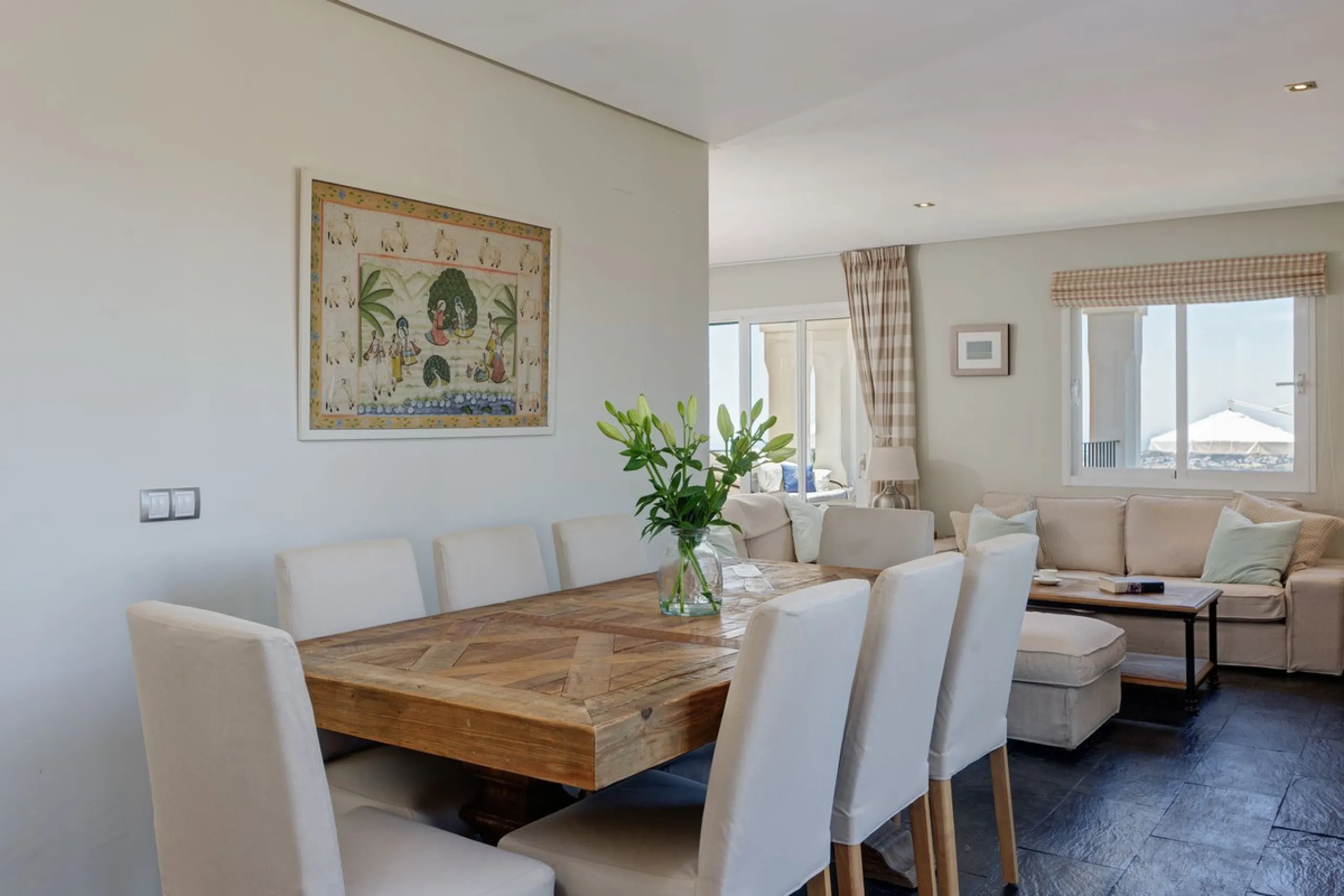 Where the Mediterranean meets the Atlas Mountains: the majesty of this villa in La Alquería Mijas
