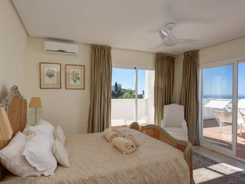 Where the Mediterranean meets the Atlas Mountains: the majesty of this villa in La Alquería Mijas