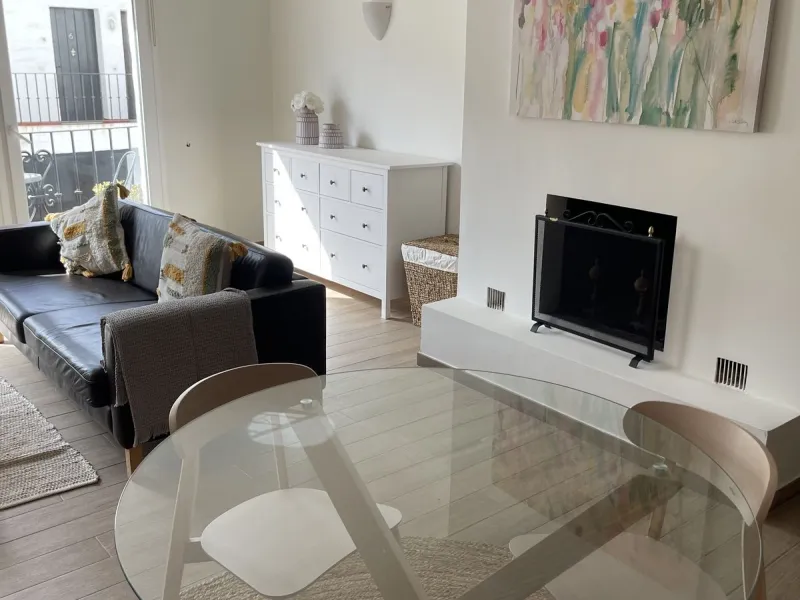 Apartment - Middle Floor Apartment в продаже в Marbella, Málaga. В доме 1 спален и 1 ванных комнат. Площадь дома 57 м²