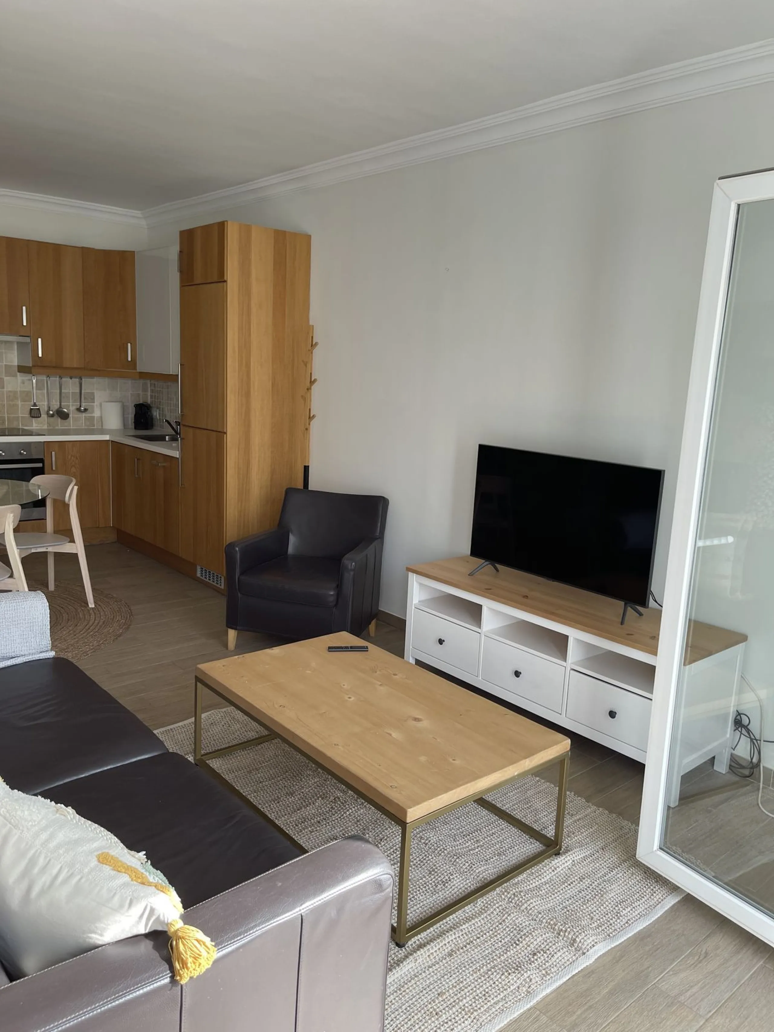Apartment - Middle Floor Apartment в продаже в Marbella, Málaga. В доме 1 спален и 1 ванных комнат. Площадь дома 57 м²