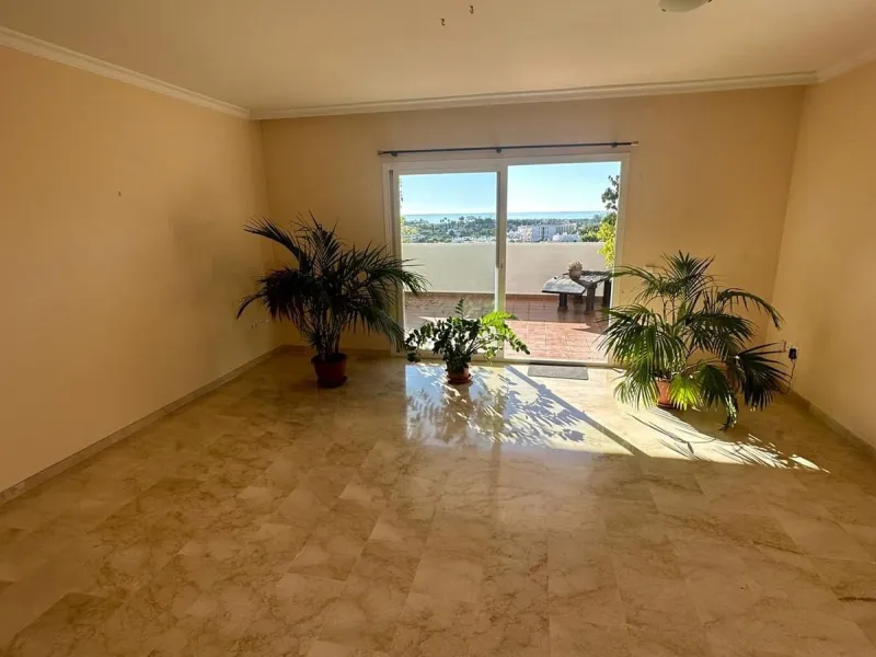 Апартамент средний этаж, Selwo, Costa del Sol
