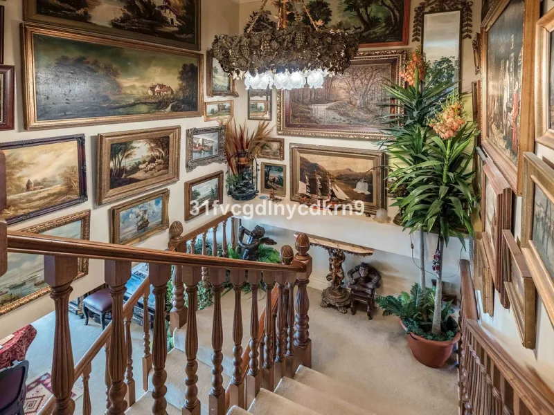 Presenting an exceptional duplex sanctuary nestled within the prestigious Belgravia complex, mere steps from Estepona's vibrant harbor and sun-kissed shores. Originally conceived as separate ground-floor and mezzanine units, this residence has been master