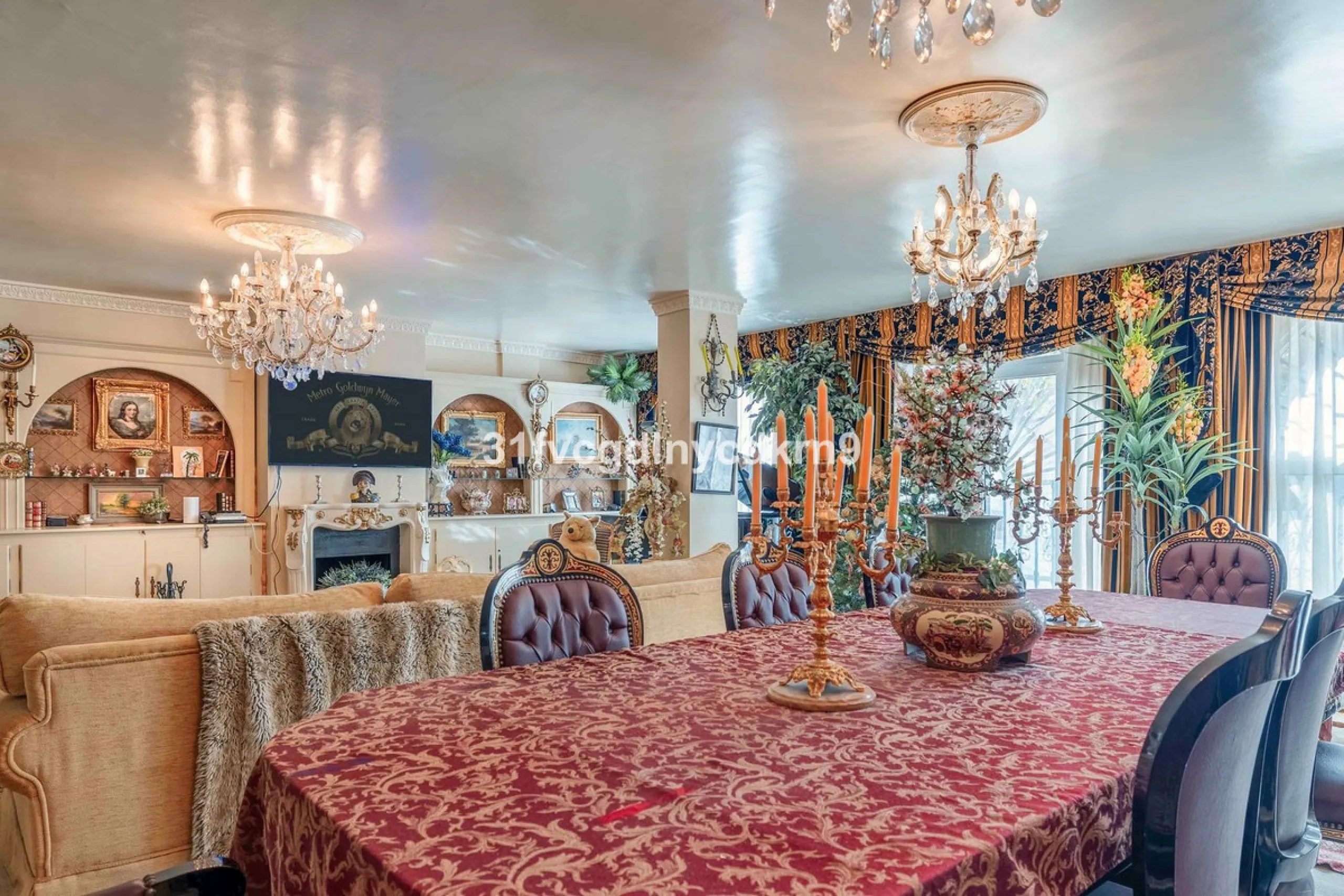 Presenting an exceptional duplex sanctuary nestled within the prestigious Belgravia complex, mere steps from Estepona's vibrant harbor and sun-kissed shores. Originally conceived as separate ground-floor and mezzanine units, this residence has been master