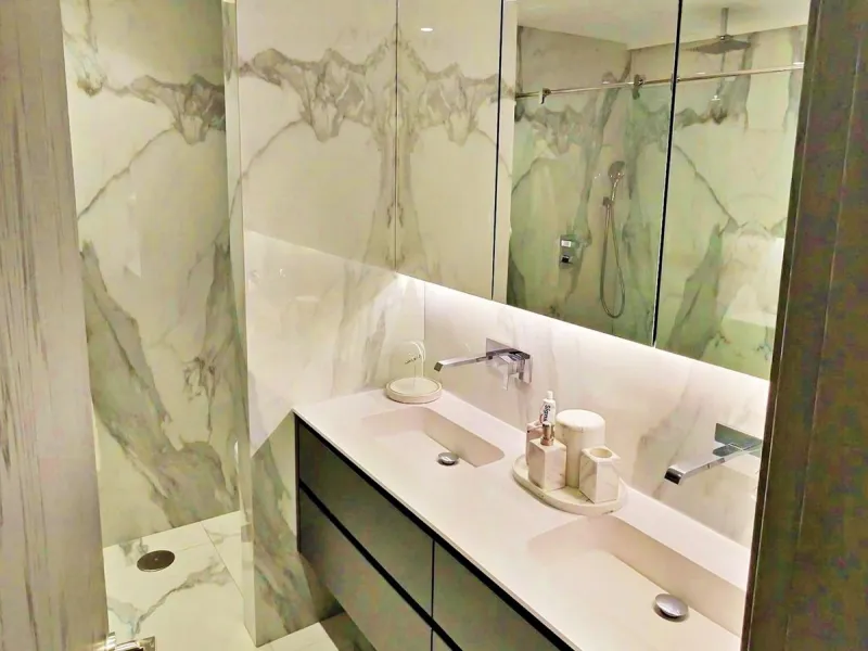 Apartment - Ground Floor Apartment в продаже в Marbella, Málaga. В доме 2 спален и 2 ванных комнат. Площадь дома 140 м²
