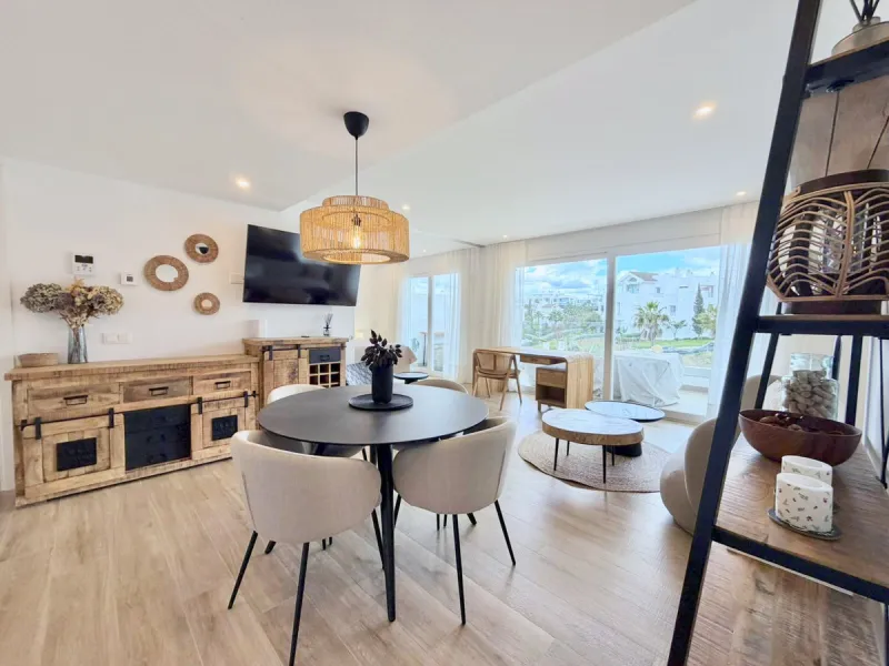 Apartment - Penthouse в продаже в Casares, Málaga. В доме 2 спален и 2 ванных комнат. Площадь дома 76 м²