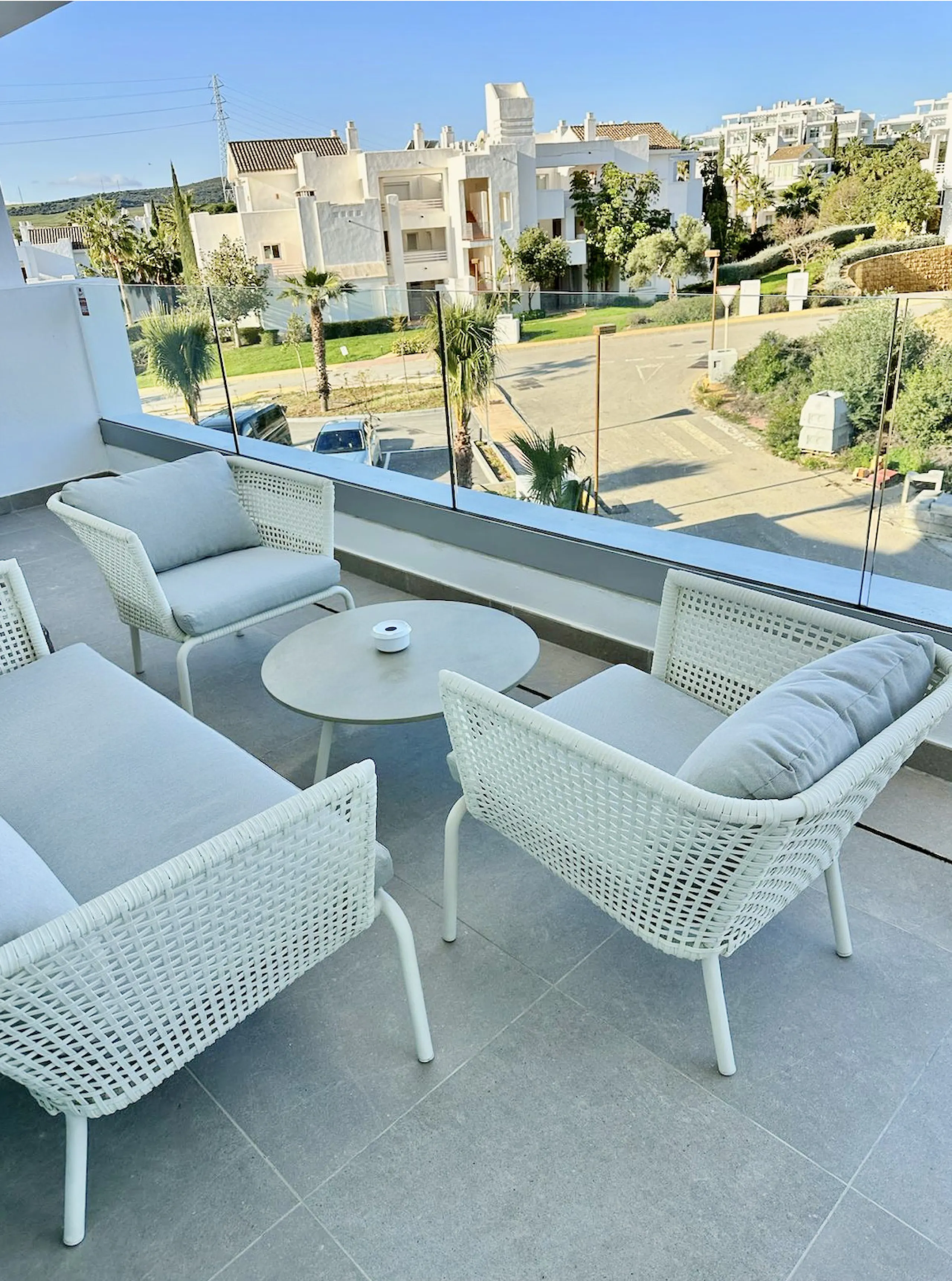 Apartment - Penthouse в продаже в Casares, Málaga. В доме 2 спален и 2 ванных комнат. Площадь дома 76 м²