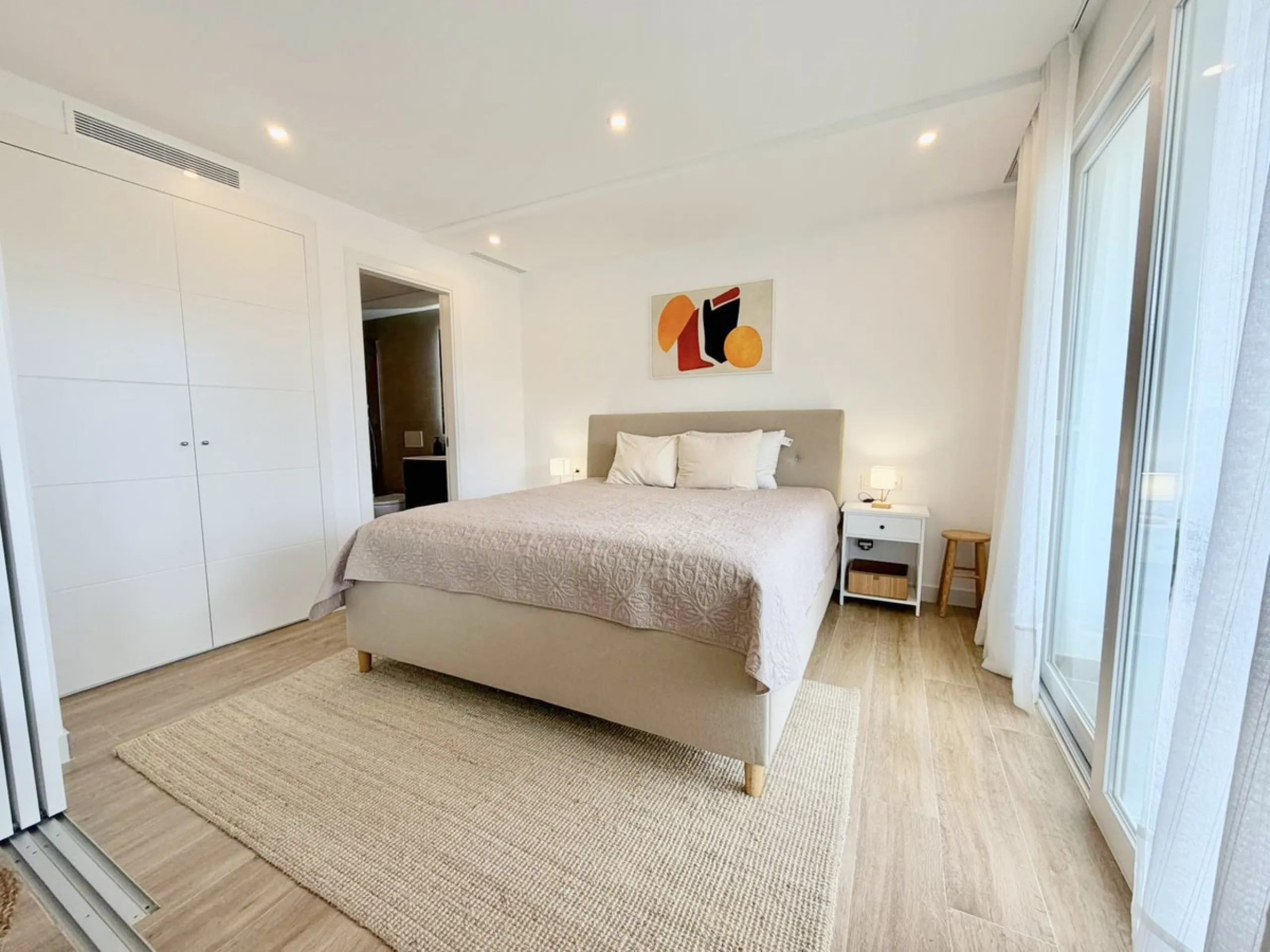 Apartment - Penthouse в продаже в Casares, Málaga. В доме 2 спален и 2 ванных комнат. Площадь дома 76 м²
