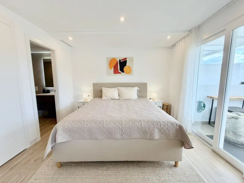 Apartment - Penthouse в продаже в Casares, Málaga. В доме 2 спален и 2 ванных комнат. Площадь дома 76 м²