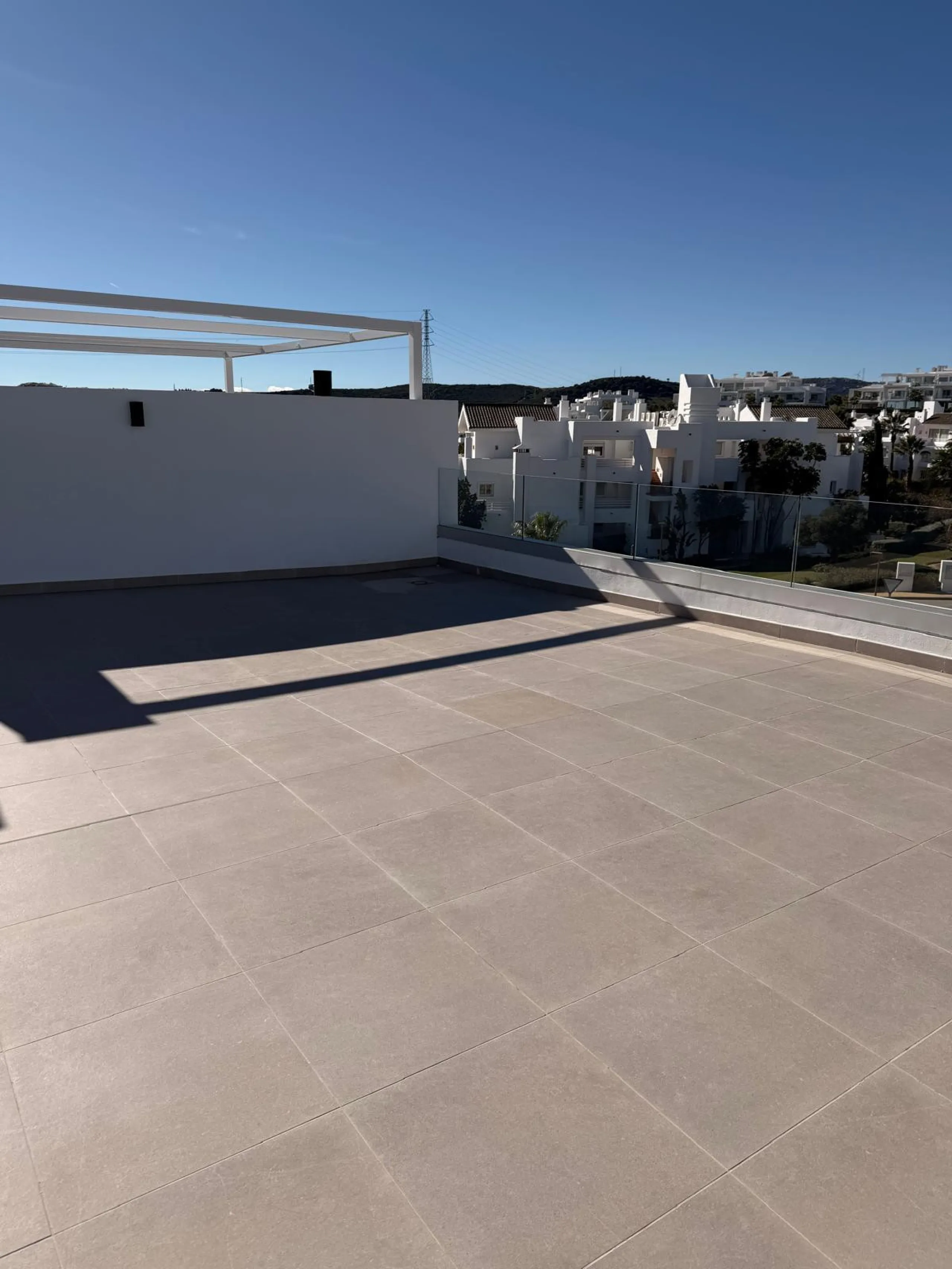 Apartment - Penthouse в продаже в Casares, Málaga. В доме 2 спален и 2 ванных комнат. Площадь дома 76 м²