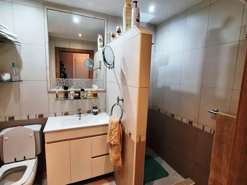 Apartment - Penthouse в продаже в Manilva, Málaga. В доме 4 спален и 3 ванных комнат. Площадь дома 155 м²
