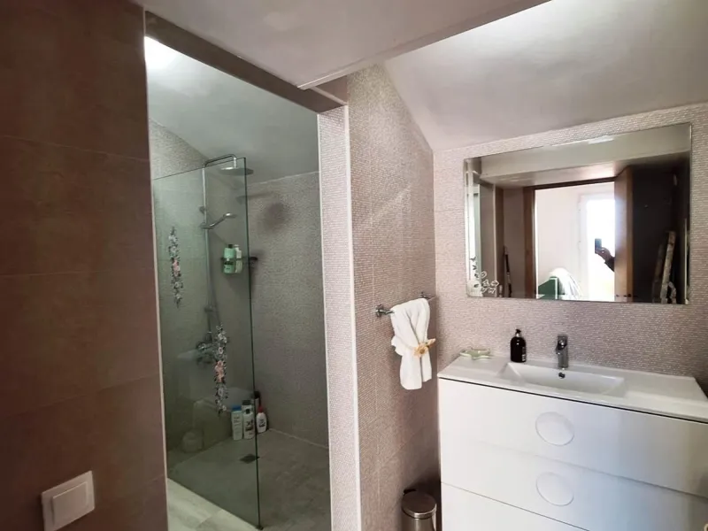 Apartment - Penthouse в продаже в Manilva, Málaga. В доме 4 спален и 3 ванных комнат. Площадь дома 155 м²