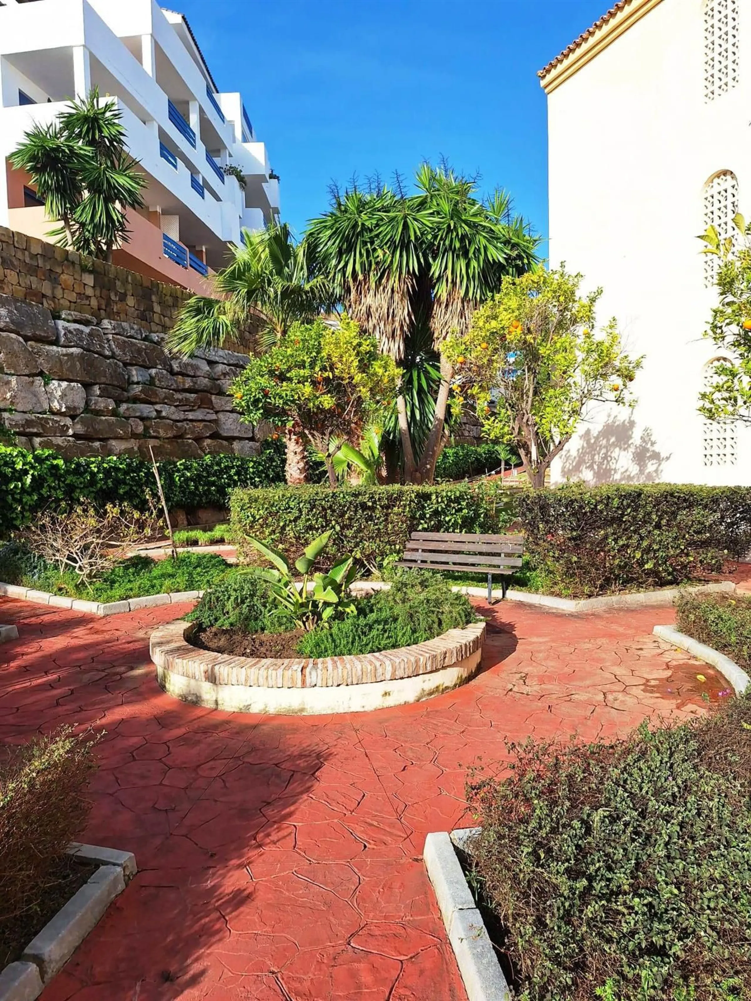 Apartment - Penthouse в продаже в Manilva, Málaga. В доме 4 спален и 3 ванных комнат. Площадь дома 155 м²