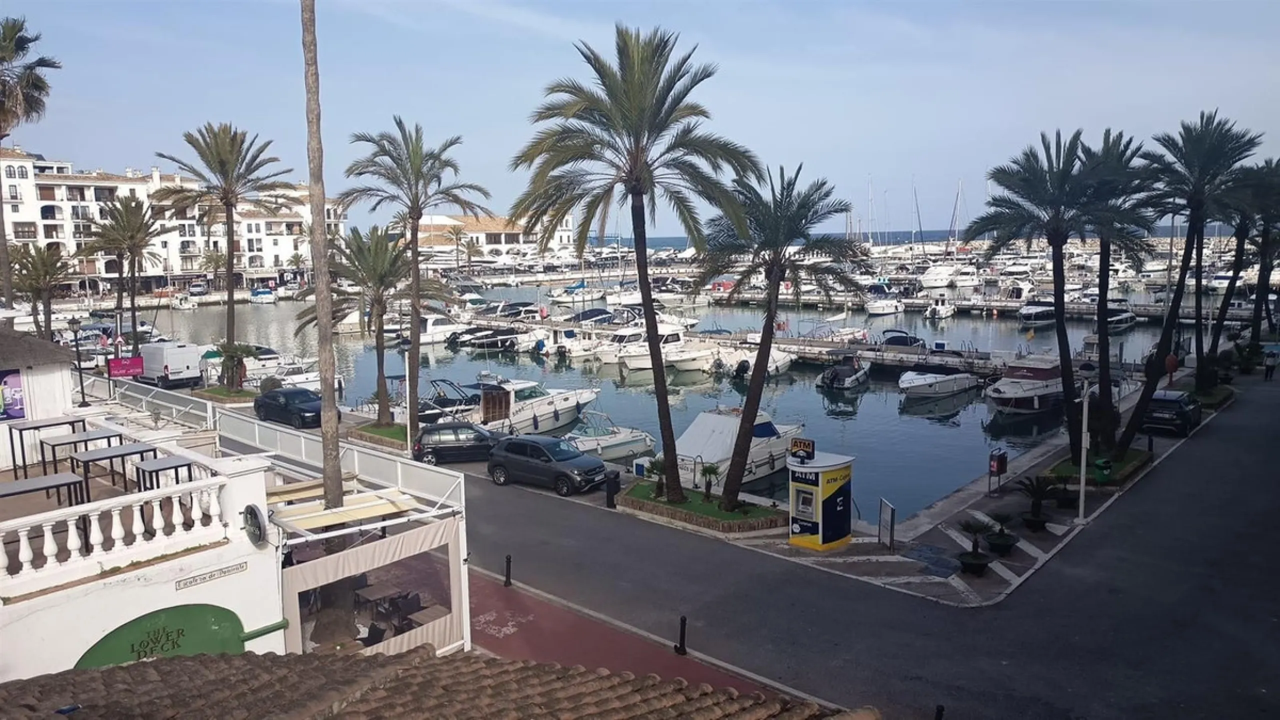 Apartment - Penthouse в продаже в Manilva, Málaga. В доме 4 спален и 3 ванных комнат. Площадь дома 155 м²