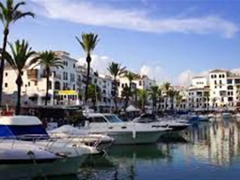Apartment - Penthouse в продаже в Manilva, Málaga. В доме 4 спален и 3 ванных комнат. Площадь дома 155 м²