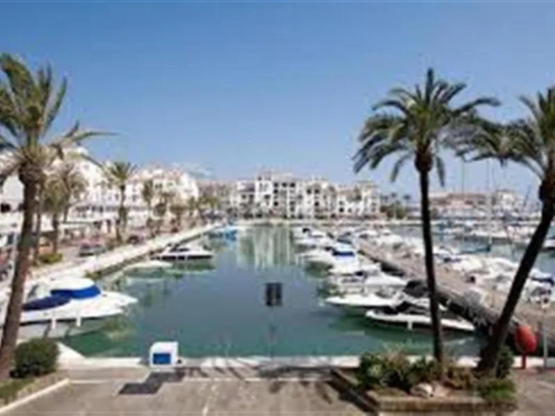 Apartment - Penthouse в продаже в Manilva, Málaga. В доме 4 спален и 3 ванных комнат. Площадь дома 155 м²