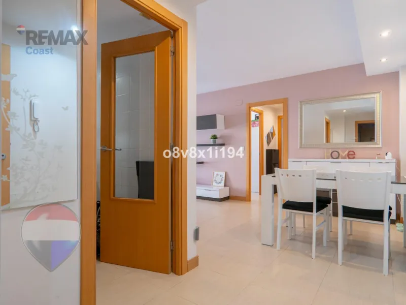 Apartment - Middle Floor Apartment в продаже в Ciudad Jardín, Málaga. В доме 2 спален и 2 ванных комнат. Площадь дома 76 м²