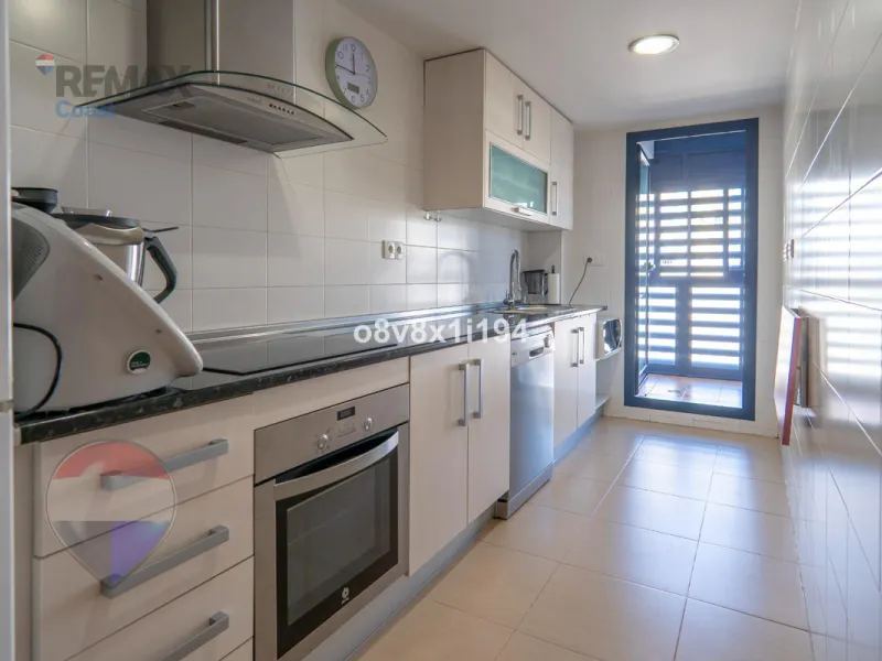 Apartment - Middle Floor Apartment в продаже в Ciudad Jardín, Málaga. В доме 2 спален и 2 ванных комнат. Площадь дома 76 м²
