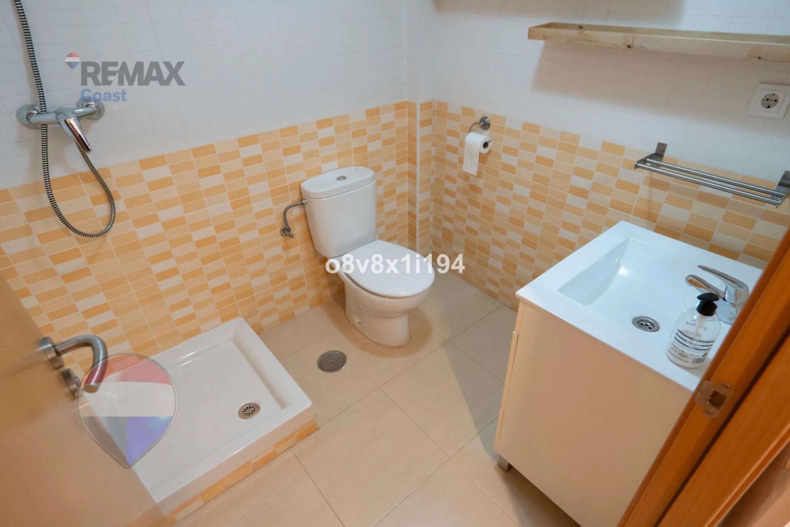 Apartment - Middle Floor Apartment в продаже в Ciudad Jardín, Málaga. В доме 2 спален и 2 ванных комнат. Площадь дома 76 м²