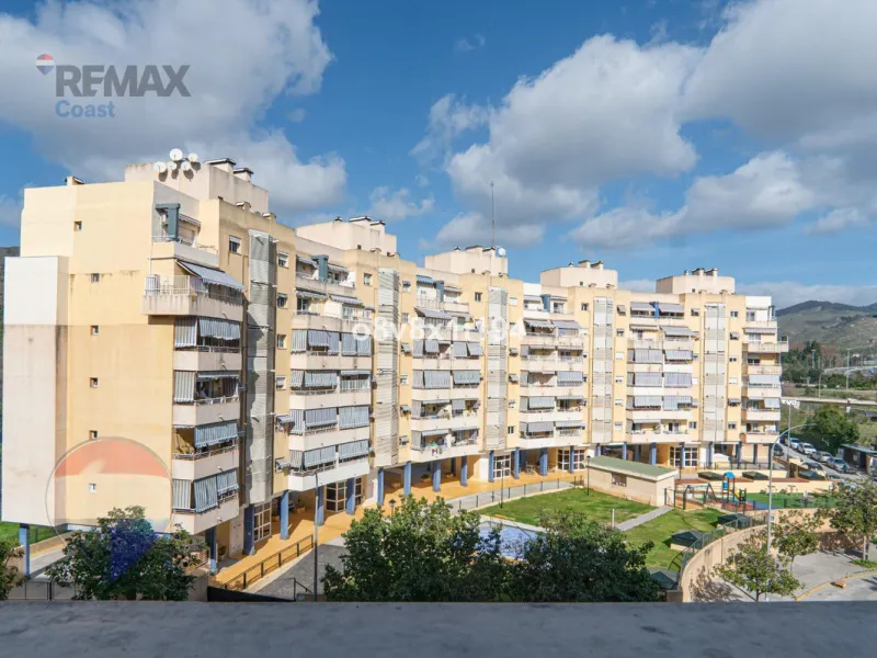 Apartment - Middle Floor Apartment в продаже в Ciudad Jardín, Málaga. В доме 2 спален и 2 ванных комнат. Площадь дома 76 м²