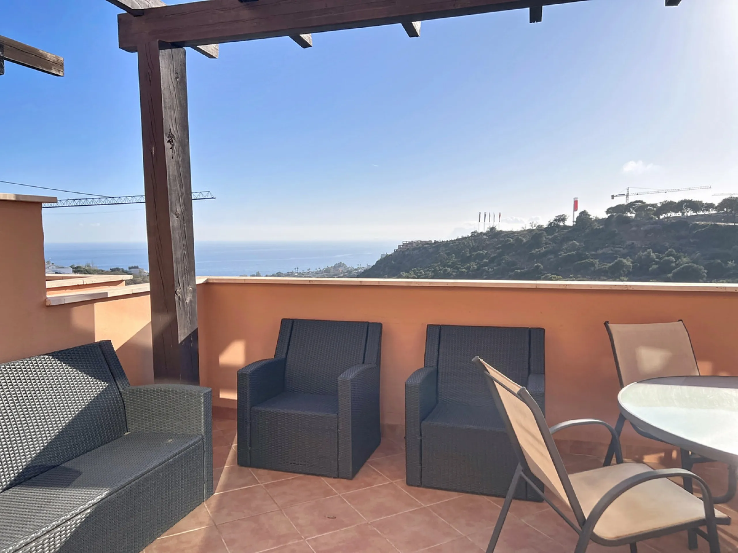 Exceptional 2-Bedroom Penthouse with Sea & Gibraltar Views near Sotogrande