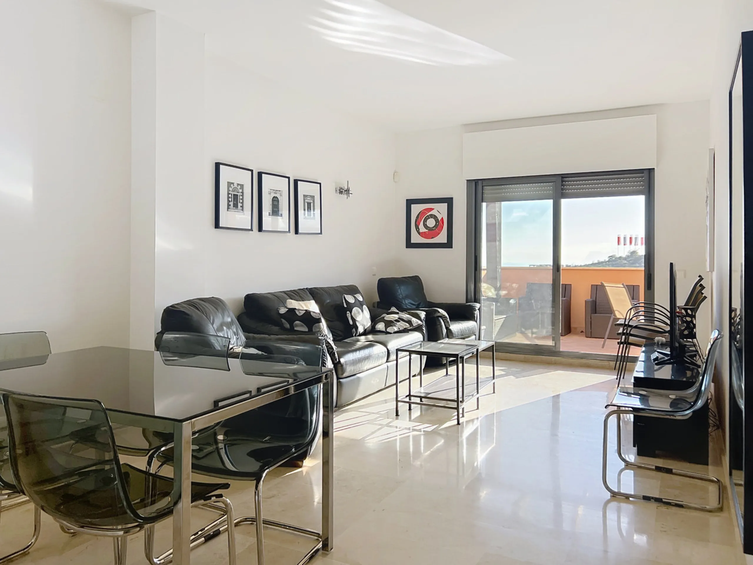 Exceptional 2-Bedroom Penthouse with Sea & Gibraltar Views near Sotogrande