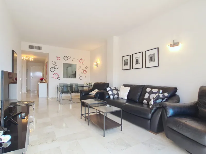 Exceptional 2-Bedroom Penthouse with Sea & Gibraltar Views near Sotogrande
