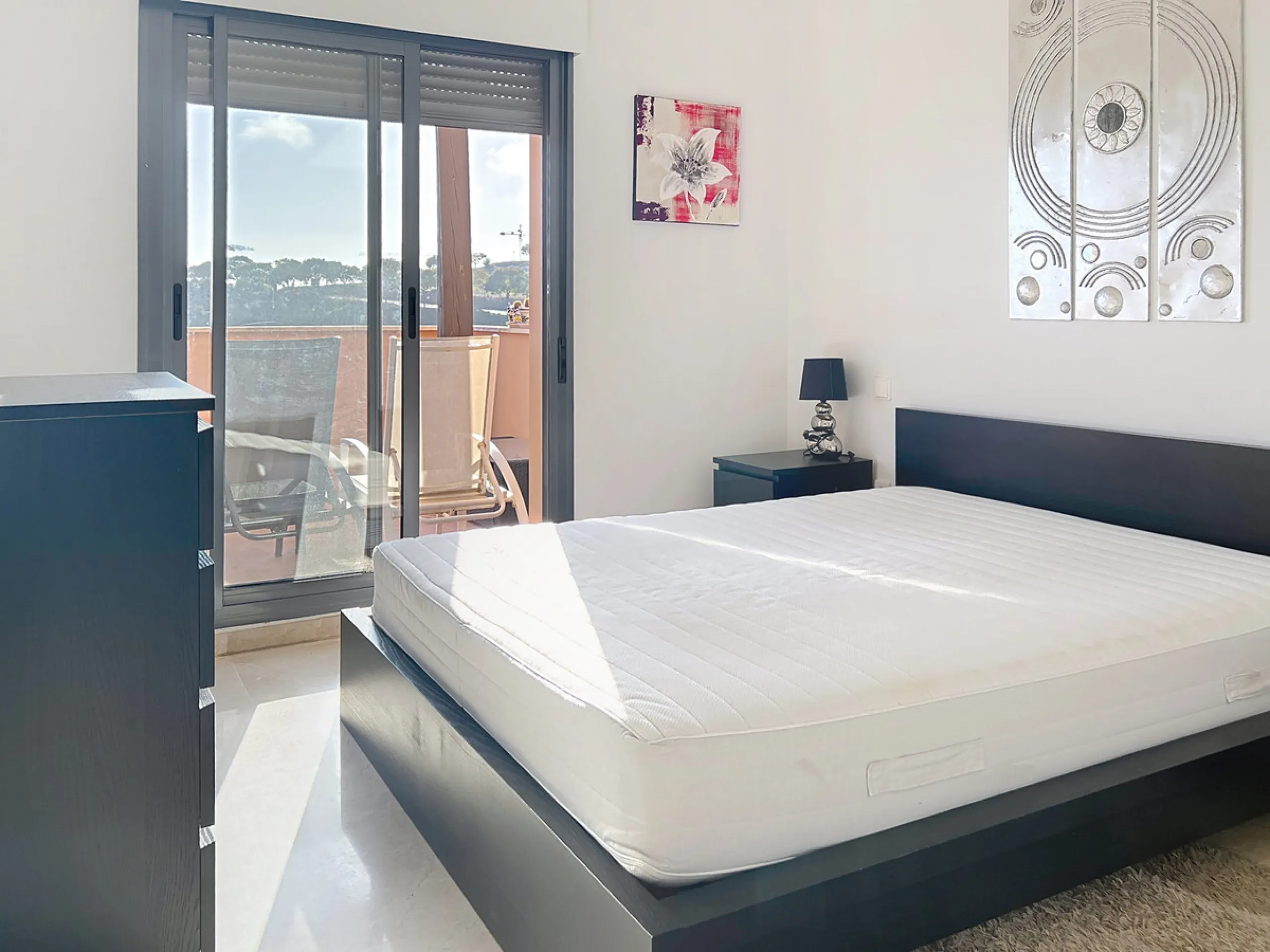 Exceptional 2-Bedroom Penthouse with Sea & Gibraltar Views near Sotogrande