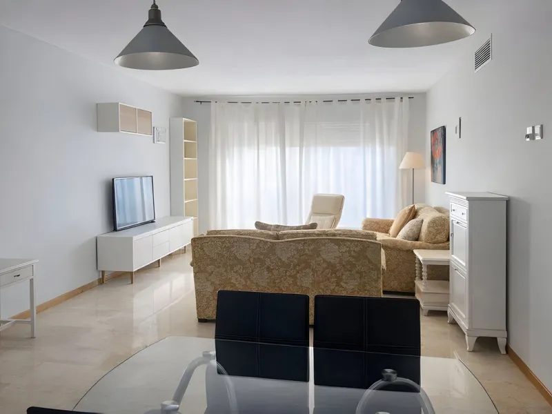 Apartment - Middle Floor Apartment в продаже в Marbella, Málaga. В доме 2 спален и 2 ванных комнат. Площадь дома 114 м²