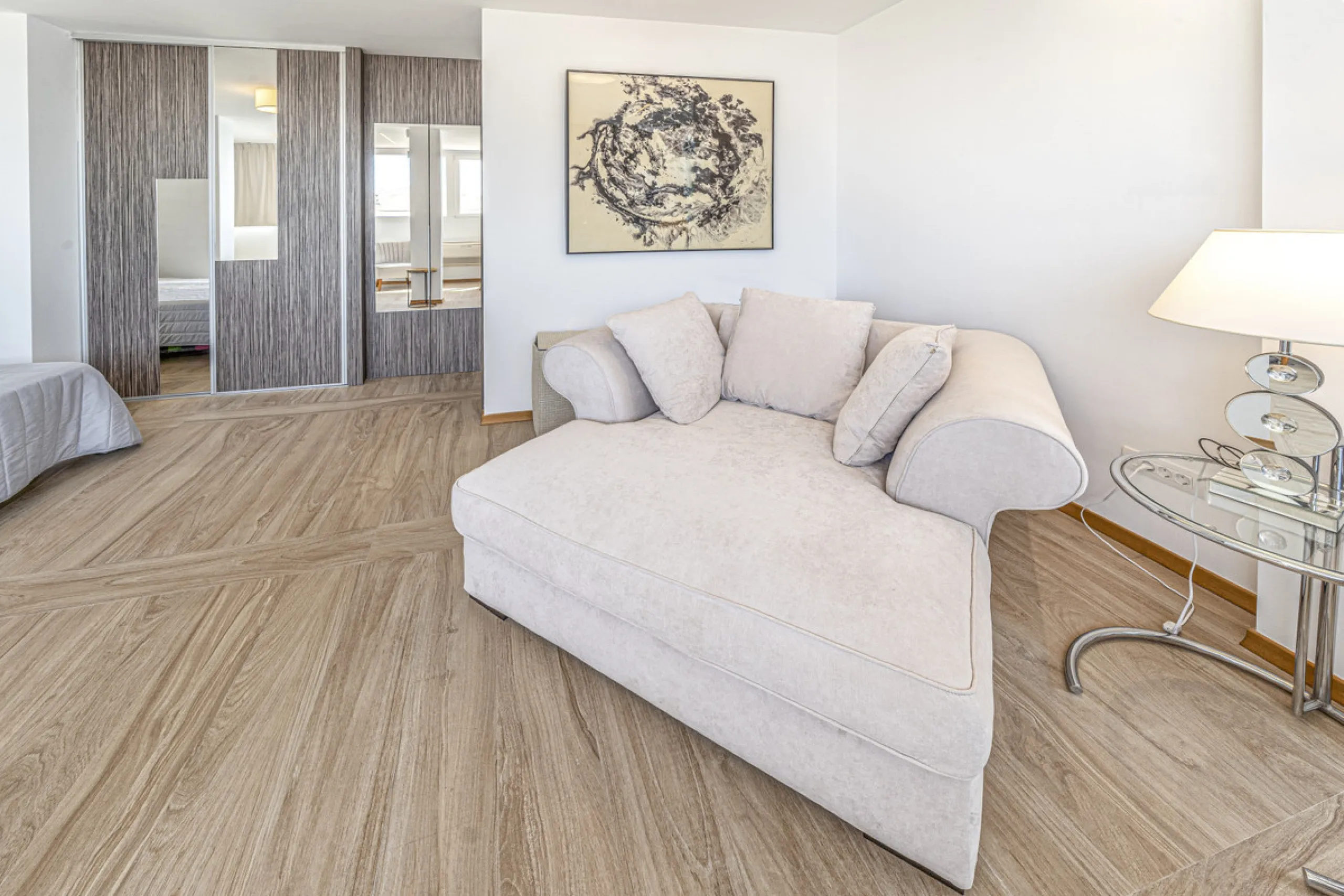 Apartment - Penthouse в продаже в Estepona, Málaga. В доме 2 спален и 2 ванных комнат. Площадь дома 203 м²