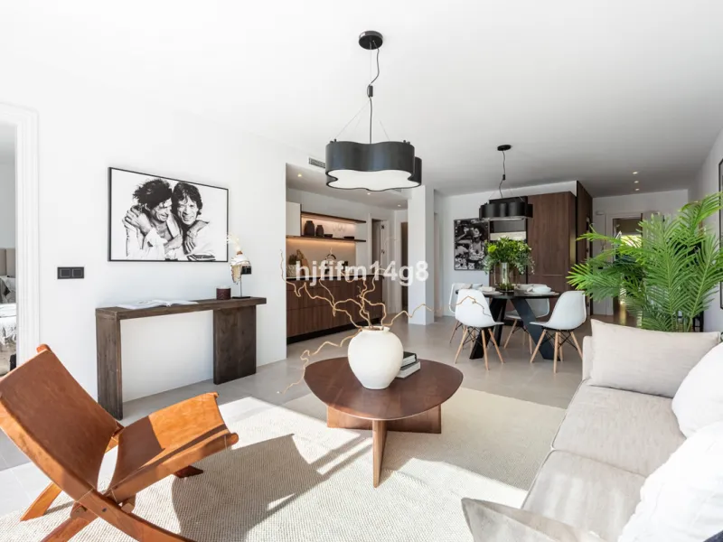 Apartment - Middle Floor Apartment в продаже в Benahavís, Málaga. В доме 3 спален и 2 ванных комнат. Площадь дома 86 м²