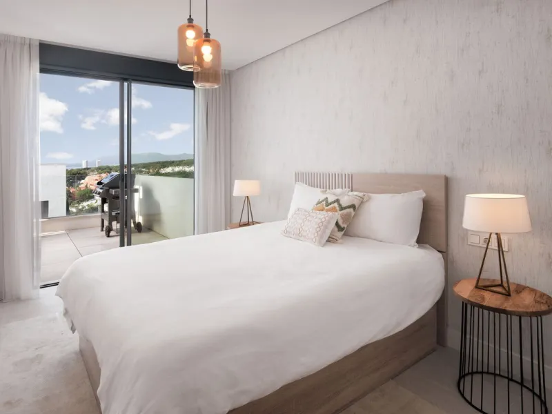 Luxury Duplex Penthouse with Panoramic Golf & Sea Views – Cabopino, Marbella