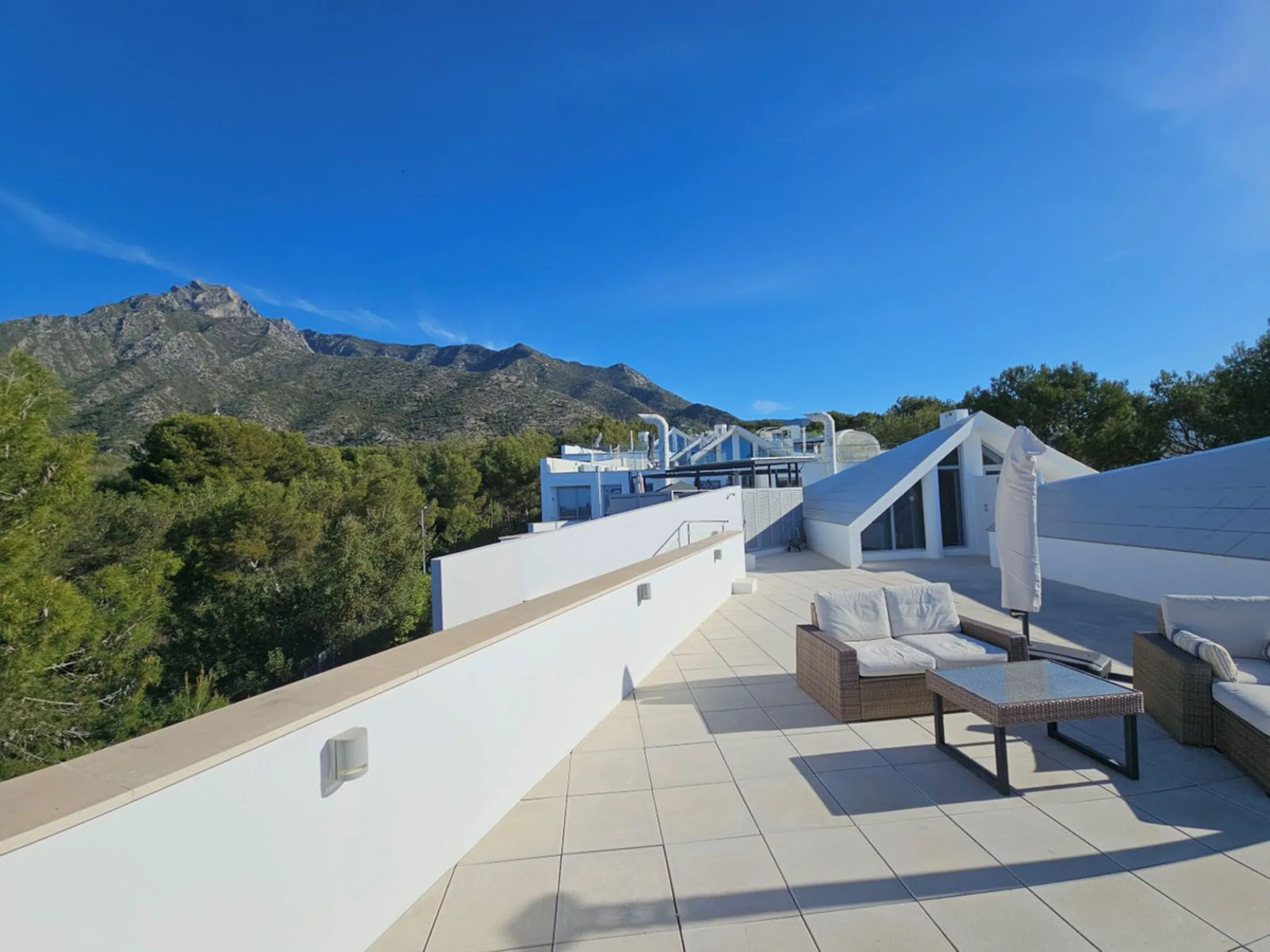 Luxury Modern Home in Meisho Hills, Sierra Blanca