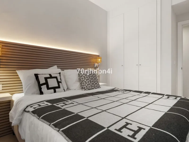 Exclusive: Key-Ready New Build Apartment with Sea Views (Aranya, Estepona)