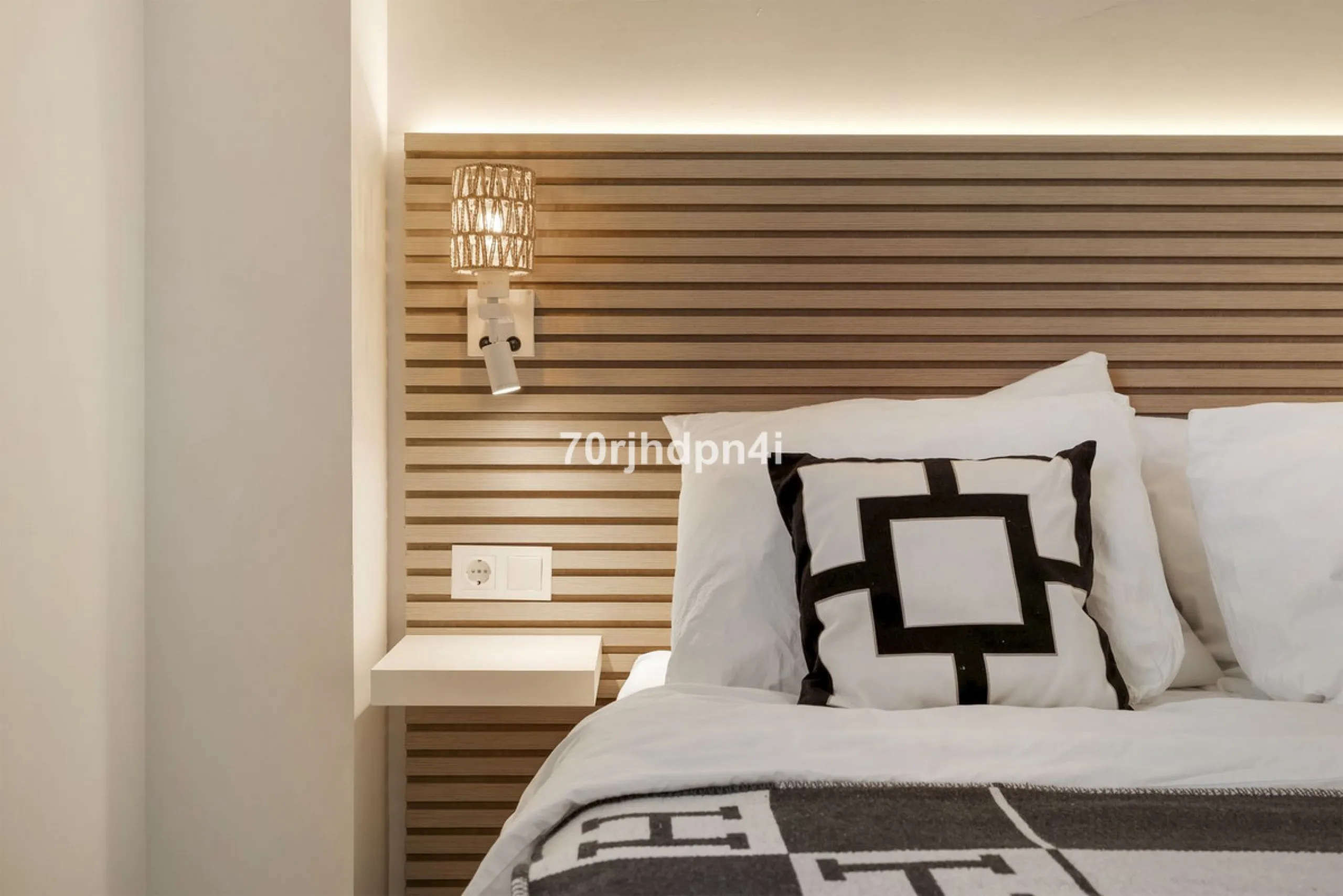 Exclusive: Key-Ready New Build Apartment with Sea Views (Aranya, Estepona)