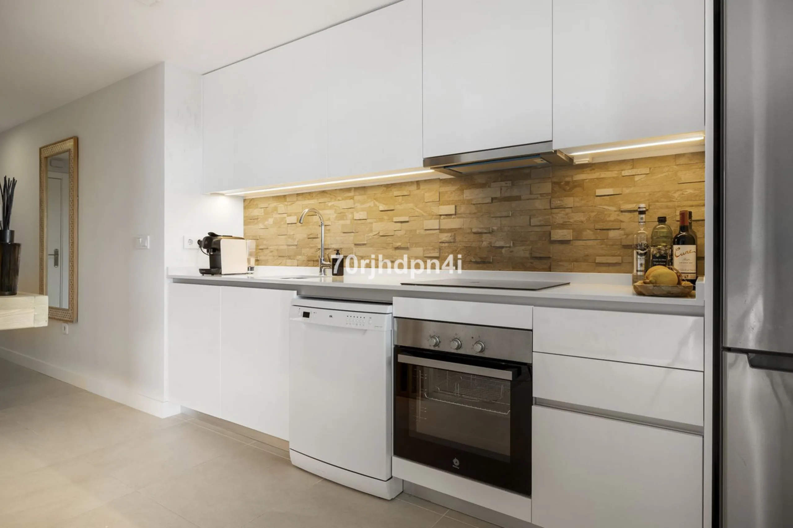 Exclusive: Key-Ready New Build Apartment with Sea Views (Aranya, Estepona)