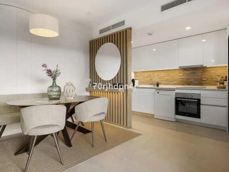 Exclusive: Key-Ready New Build Apartment with Sea Views (Aranya, Estepona)