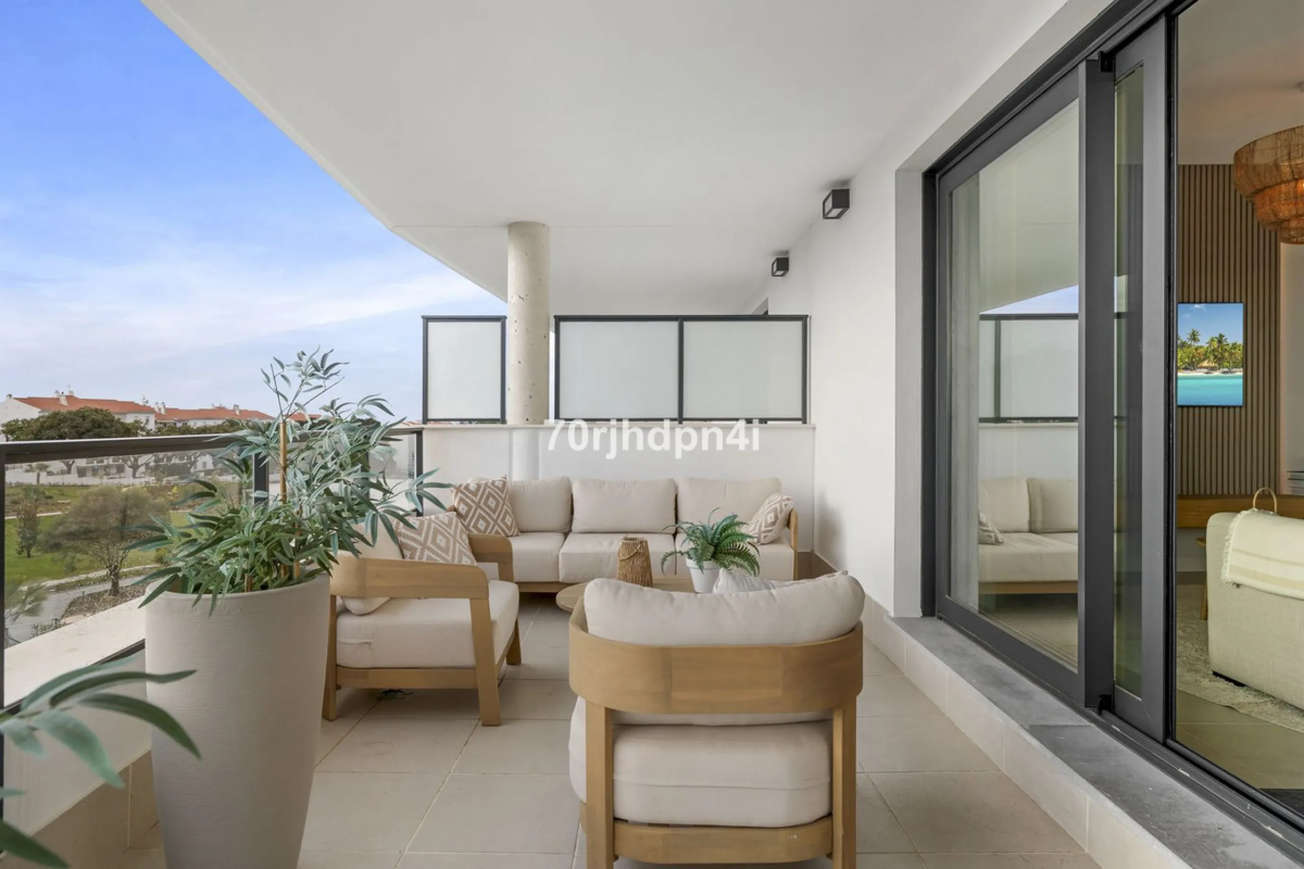 Exclusive: Key-Ready New Build Apartment with Sea Views (Aranya, Estepona)