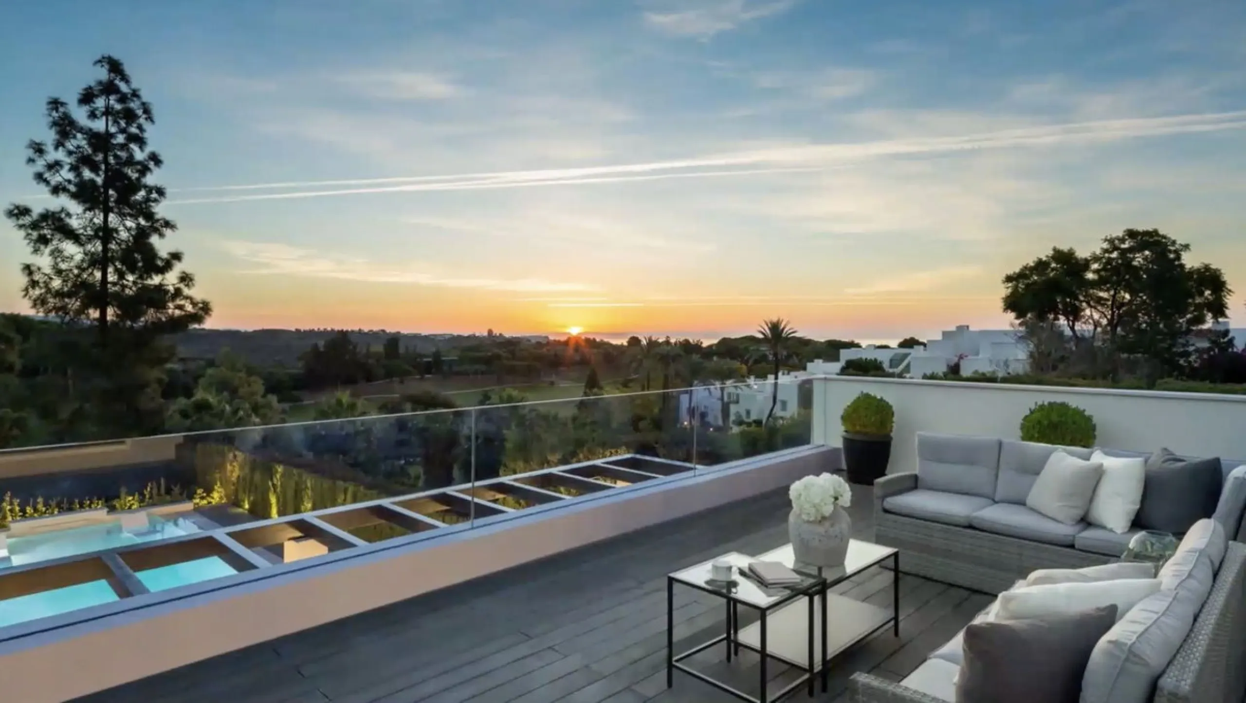 Welcome to Villa Celesta, an architectural masterpiece elevated 5 meters above the prestigious Aloha golf course, offering breathtaking, uninterrupted views of the iconic La Concha mountain.