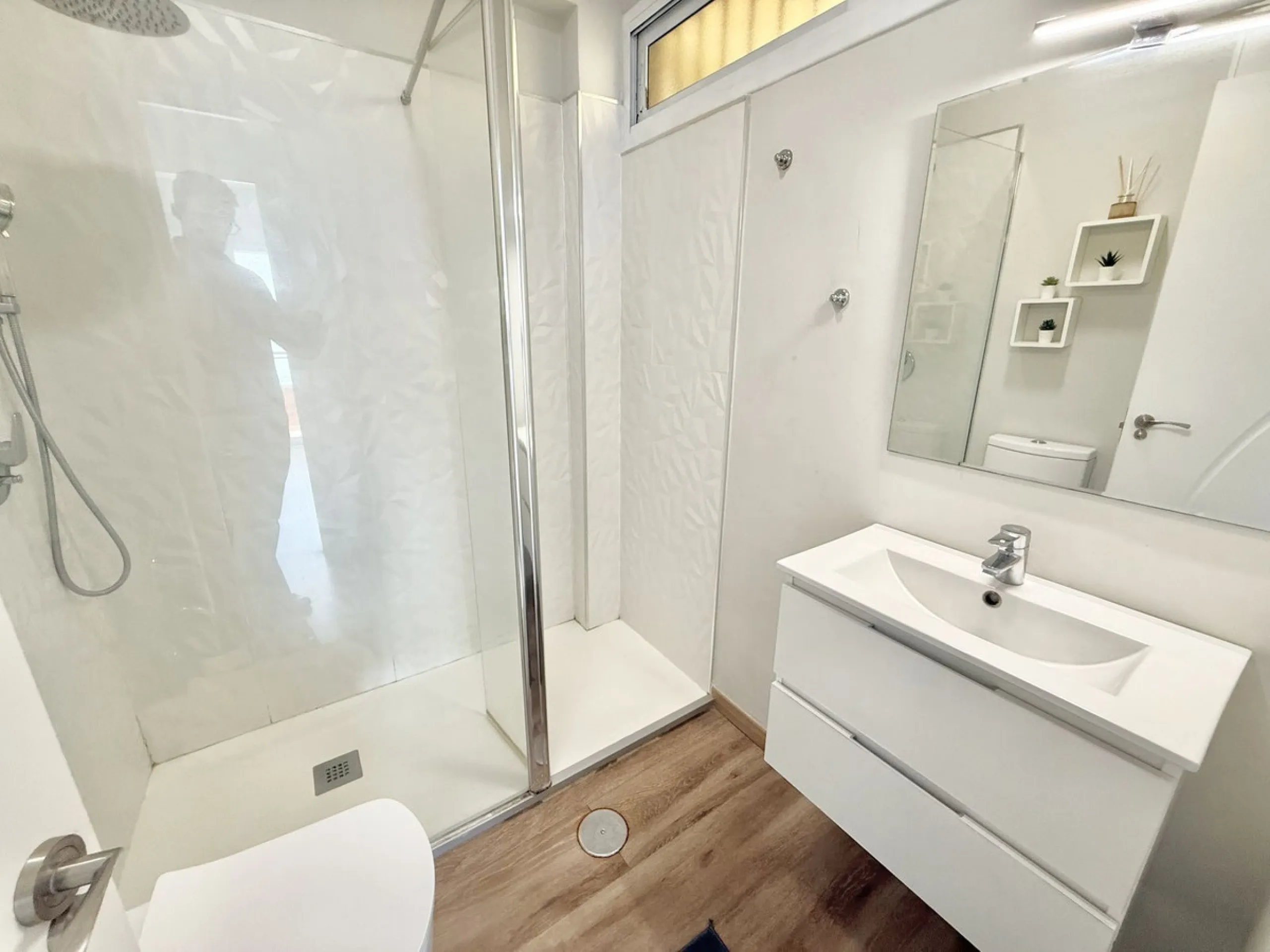 Apartment - Top Floor Apartment в продаже в Fuengirola, Málaga. В доме 2 спален и 1 ванных комнат. Площадь дома 59 м²
